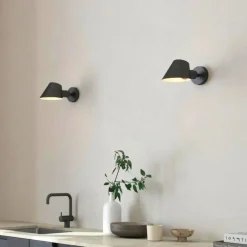 DFTP Stay vegglampe - Svart