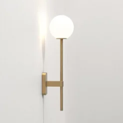Hot Astro Lighting Tacoma Single Grande vegglampe IP44 Messing / Opal