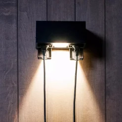 Sale Norlux Talos vegglampe utendørs IP54 8W m/dobbel stikkontakt Svart