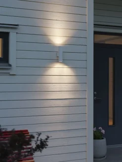 Sale Konstsmide Temi vegglampe opp/ned utendørs IP54 GU10