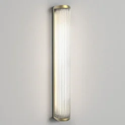 Sale Astro Lighting Versailles 600 vegglampe 25W IP44 3000 kelvin - Matt Gullfarget